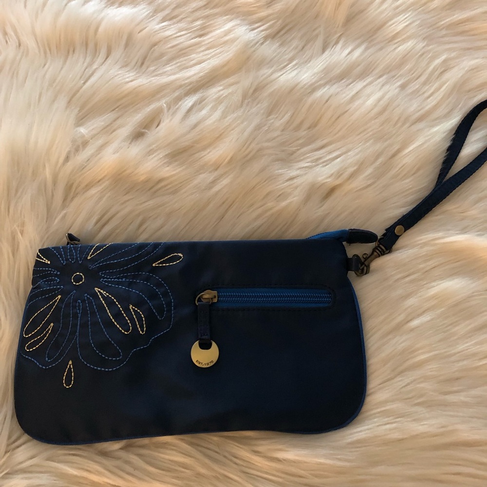 Travelon blue nylon wristlet wallet